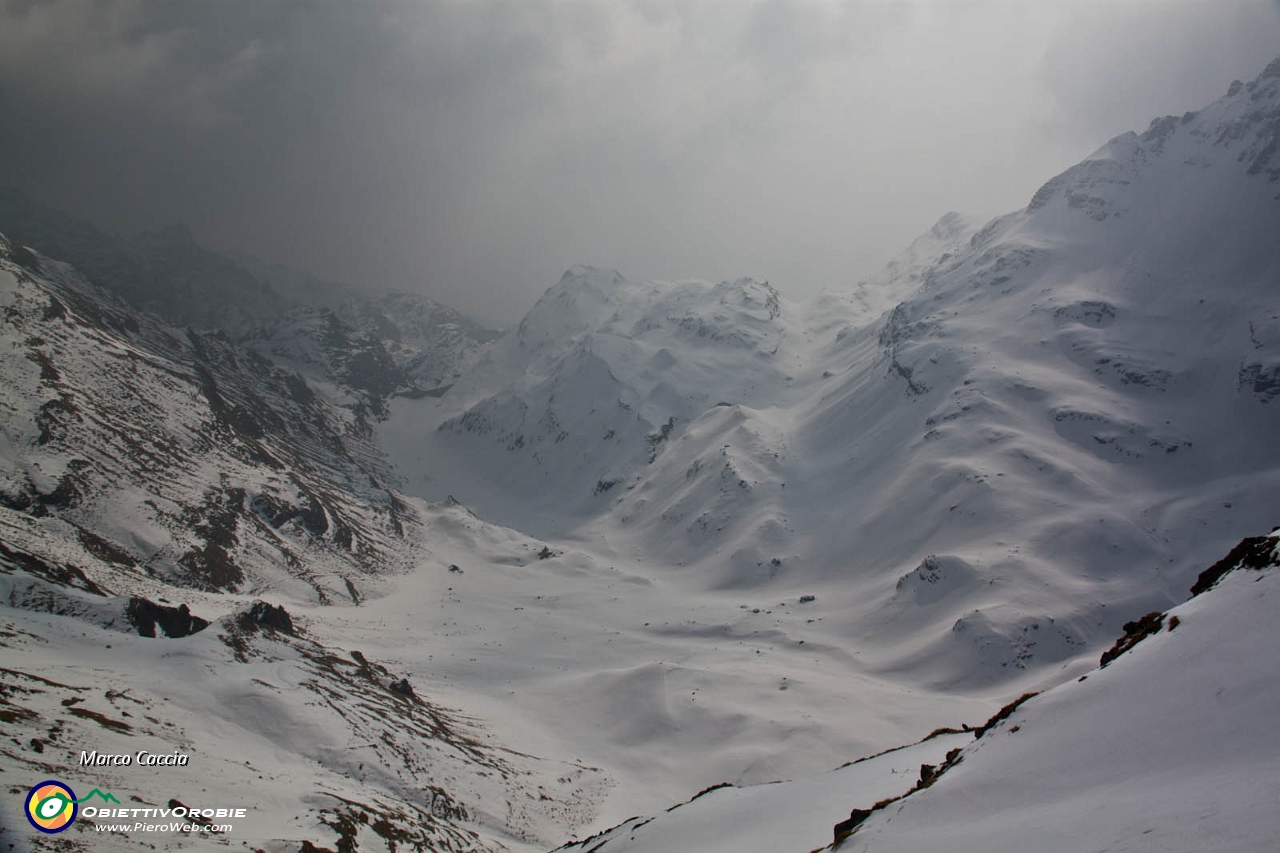 26_Verso i laghi d'Aviasco.JPG